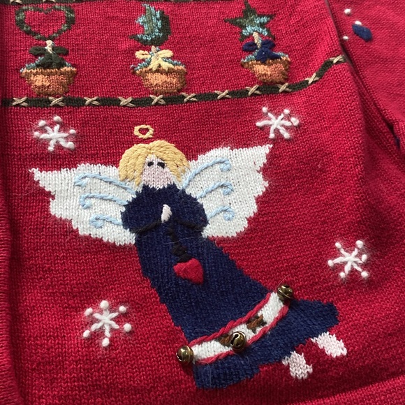 Vintage Christmas Sweater - Picture 3 of 6
